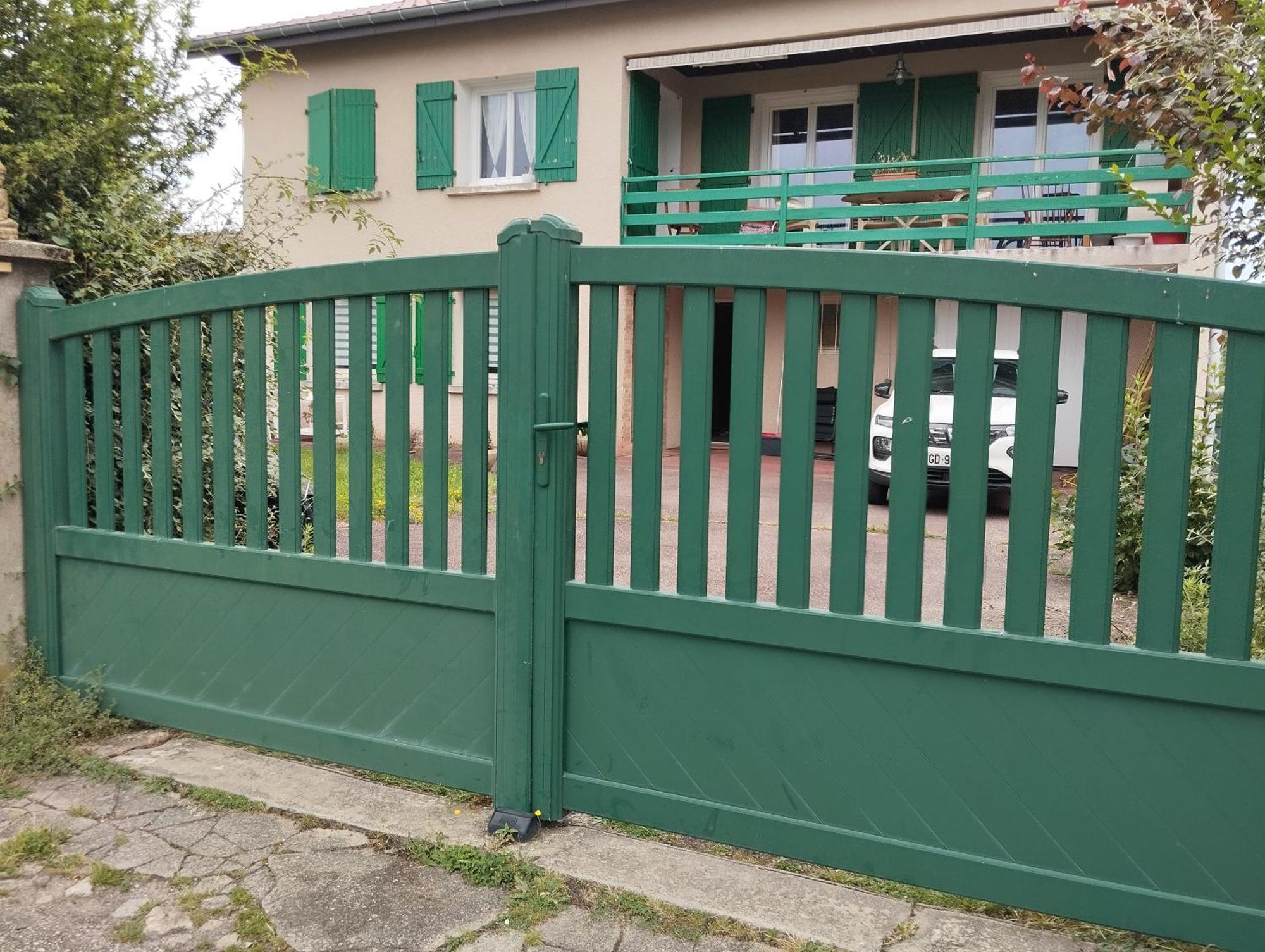 L'Escale Thermale Montrond-les-Bains Ngoại thất bức ảnh